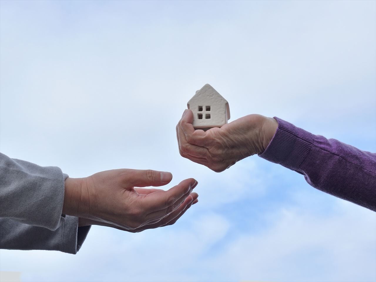 赴任期間が短い場合は「賃貸」や「空き家」の選択肢も